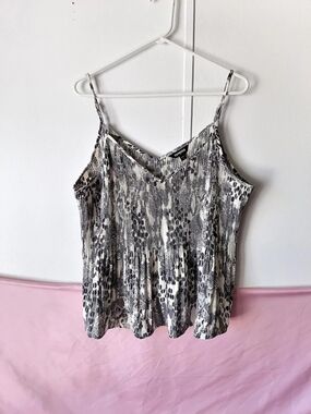 Express Snakeskin Print Scoop Neck Tank Top Spaghetti straps Size XL NWT